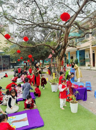 MỘT SỐ HÌNH ẢNH HOẠT ĐỘNG "LỄ HỘI MỪNG XUÂN" CỦA CÁC CHÁU TRƯỜNG MÀM NON THỊ TRẤN DIỄN CHÂU